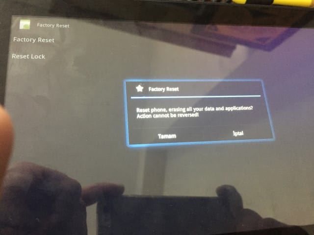 [Resim: LG-V901-Tablet-rom.jpg]